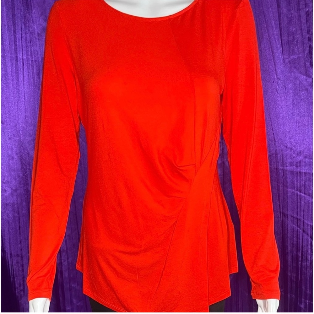 NWT VINCE CAMUTO SMALL RED TOP VISCOUS STRETCH ASYMMETRICAL SUPER SOFT